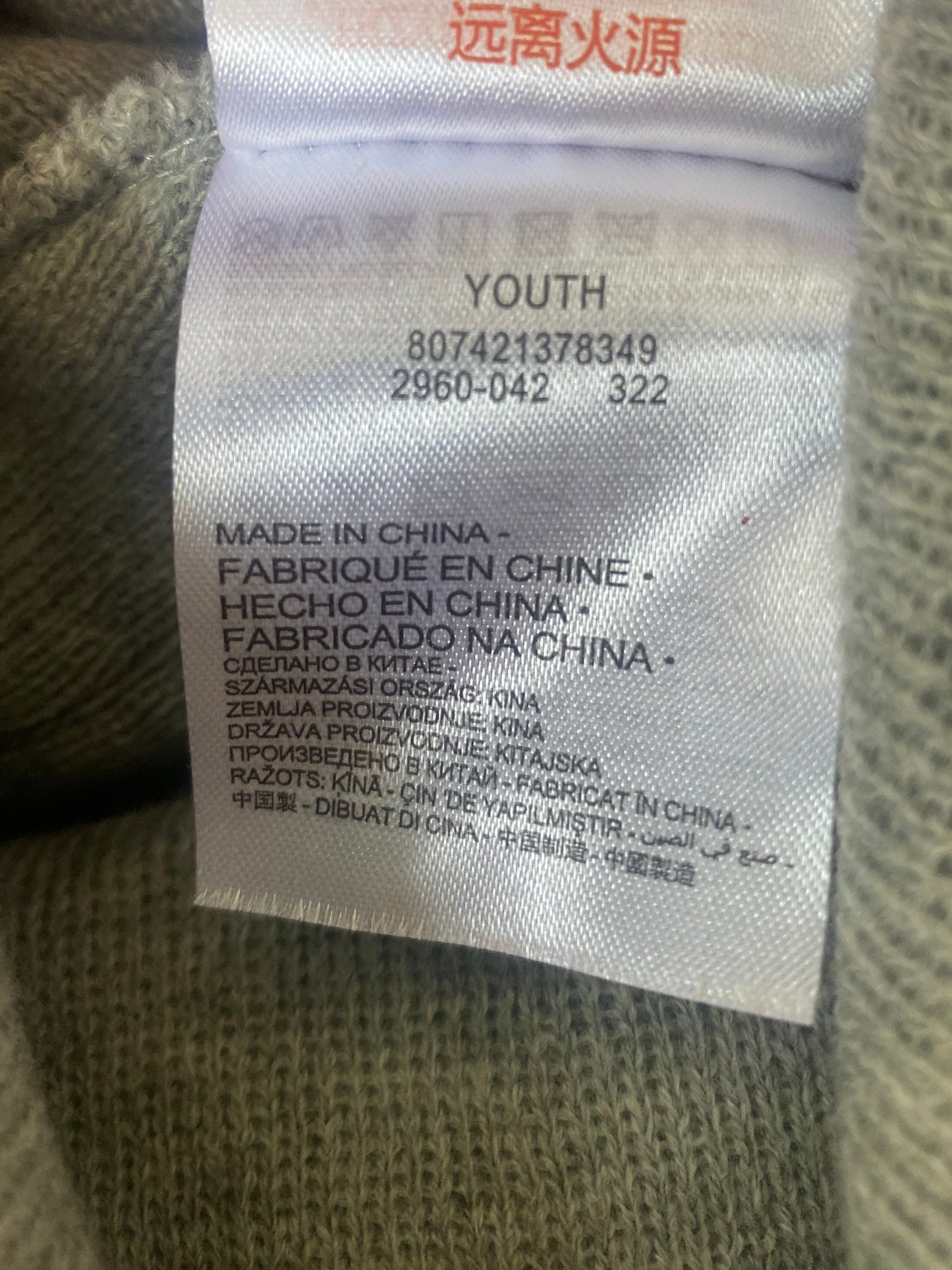 NIKE Girls Grey and Pink Beanie Hat Age 8-15