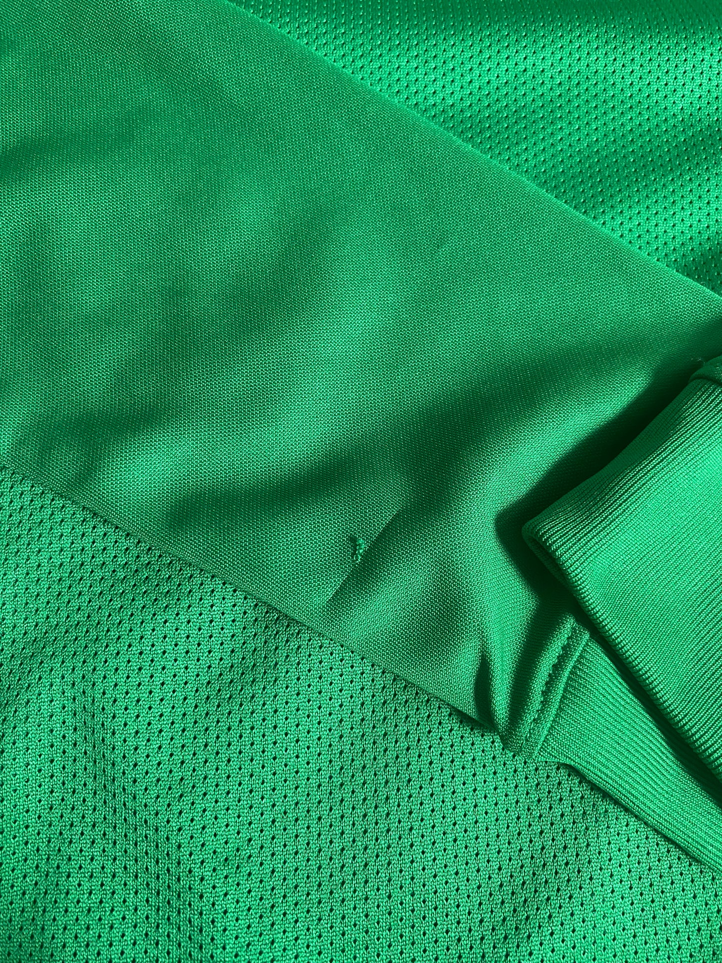NIKE Dri Fit Boys Long Sleeved Green Top Age 12-13