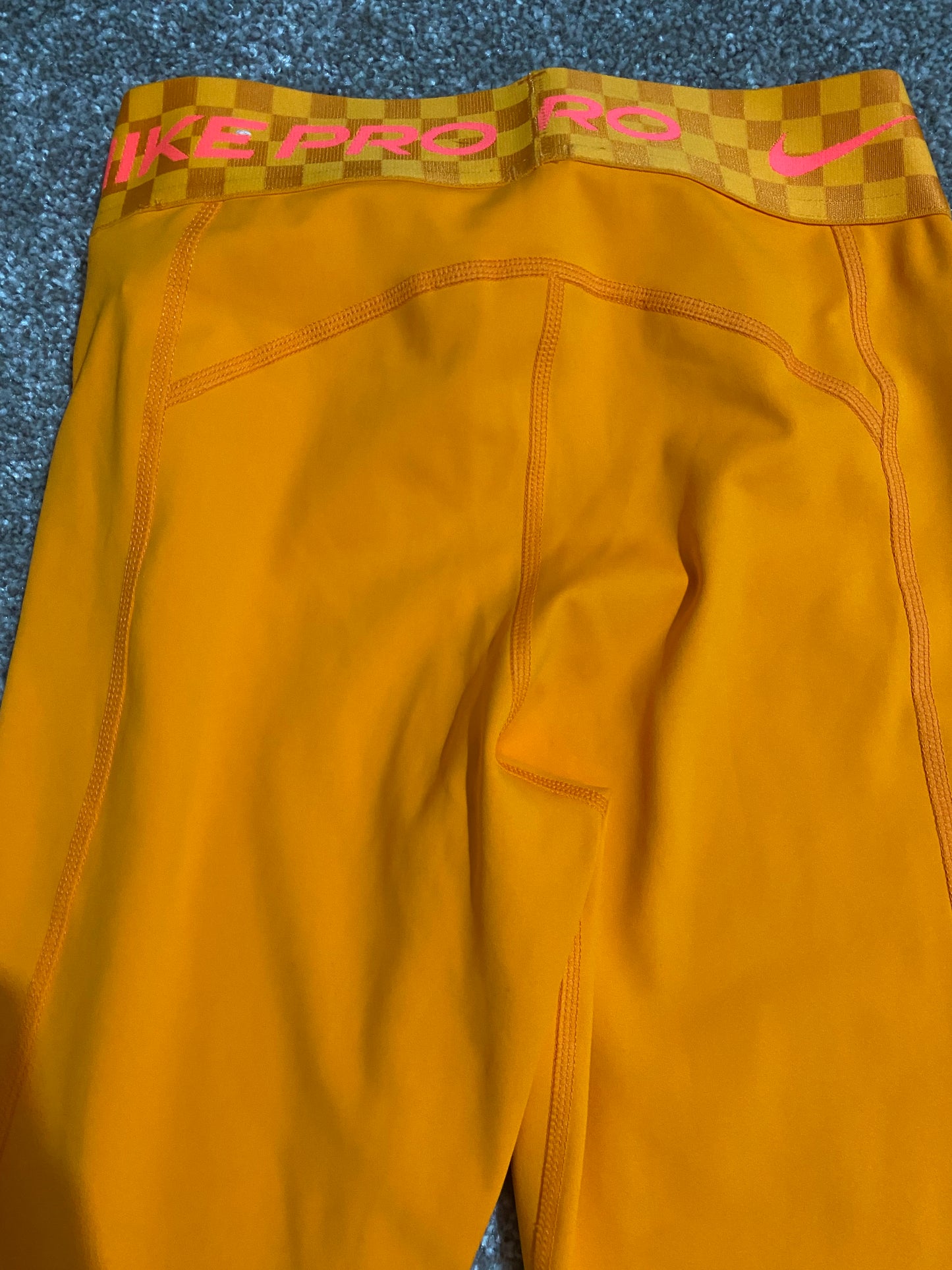 NIKE PRO Dri Fit Women’s Orange Leggings Size 4-6