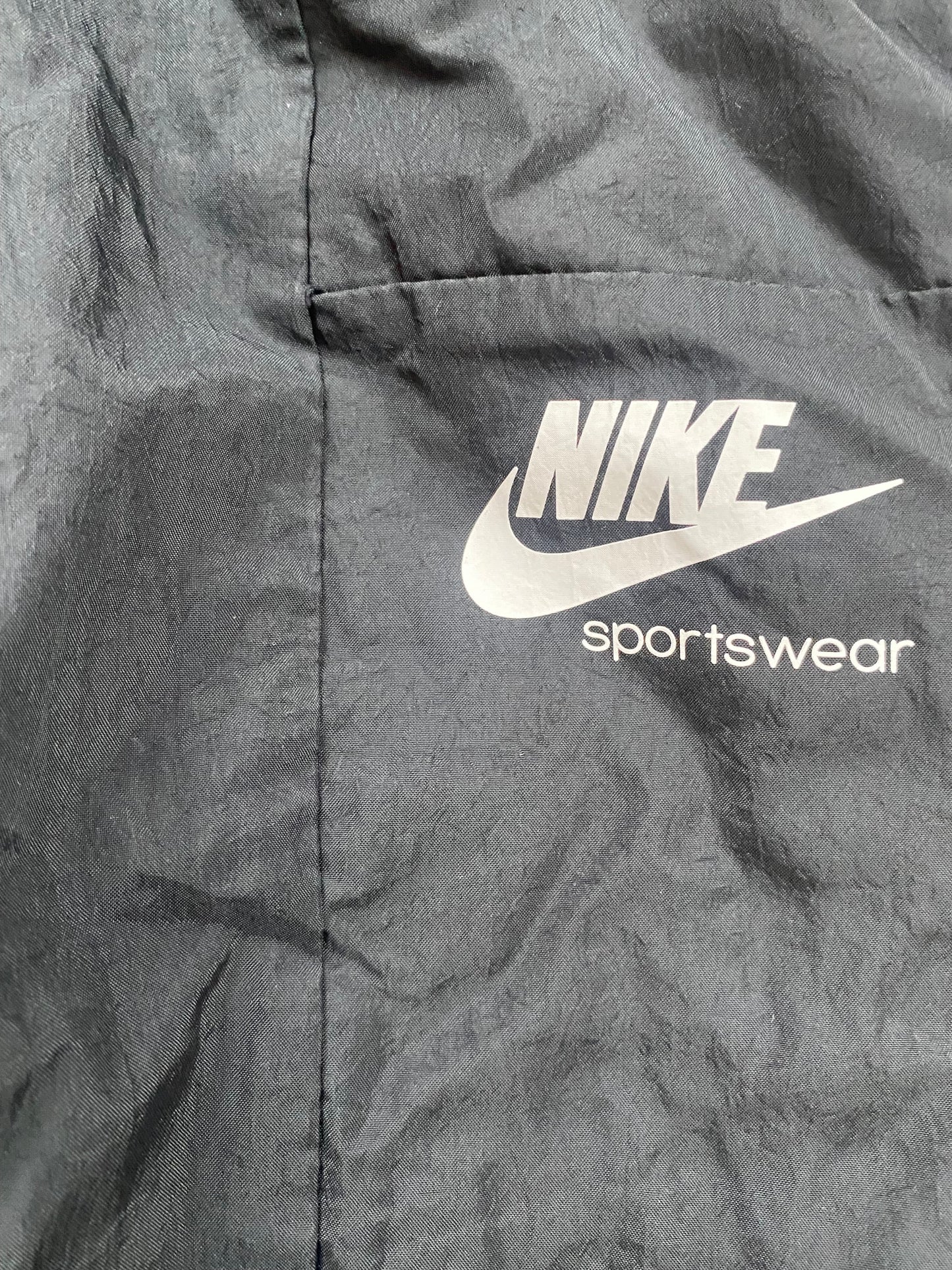 NIKE Girls Black and Purple Tracksuit Bottoms Age 7-8