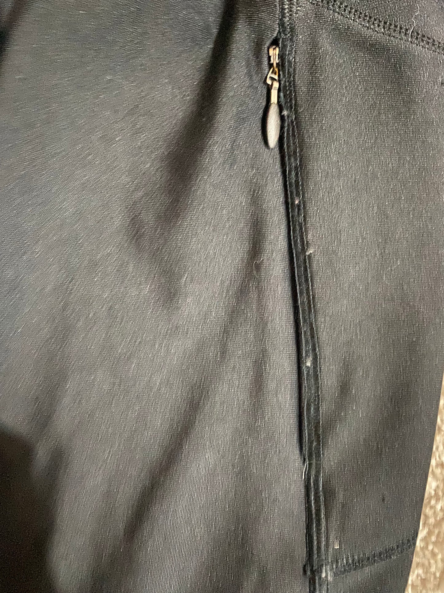 Under Armour Women’s Black 3/4 Leggings Size 16-18