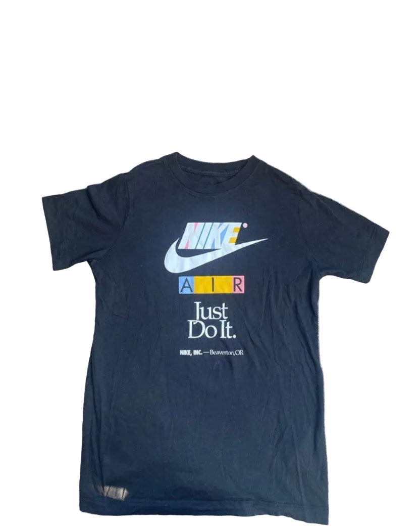 NIKE AIR Boys ‘Just Do It’ Black T-shirt Age 12-13