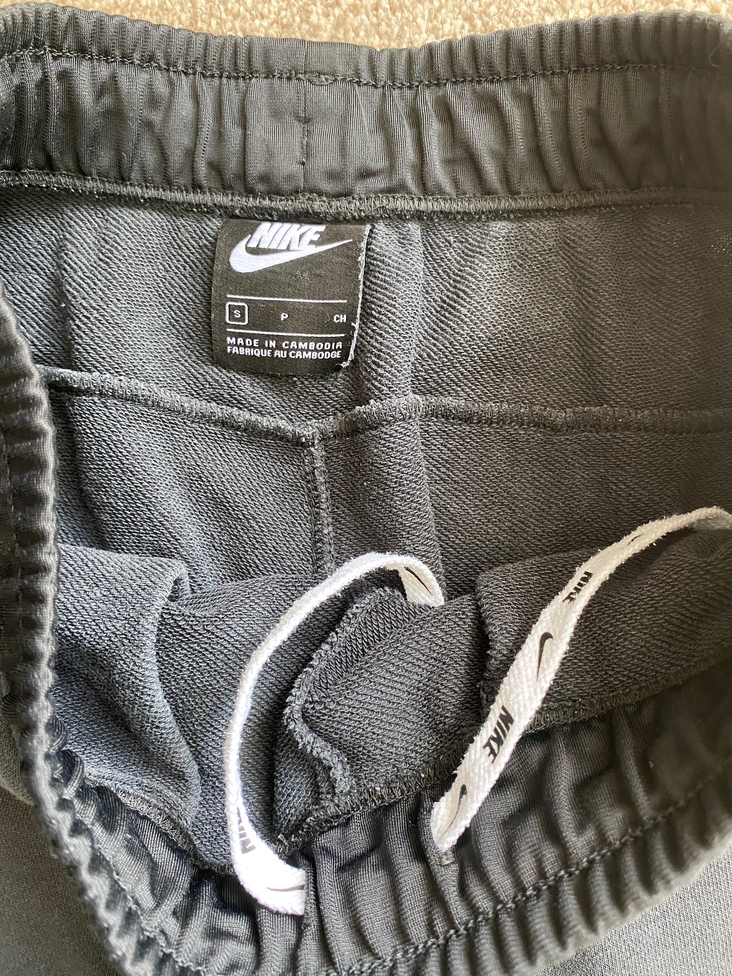 NIKE Mens Black Drawstring Shorts Small