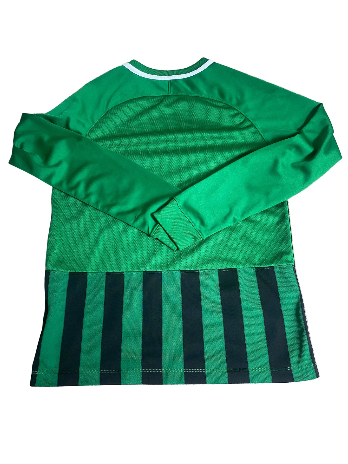 NIKE Dri Fit Boys Long Sleeved Green Top Age 12-13