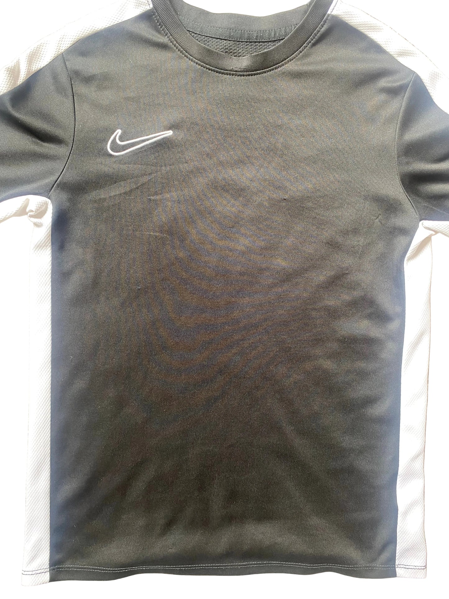 NIKE Dri Fit Boys Black Activewear T-shirt Age 10-12