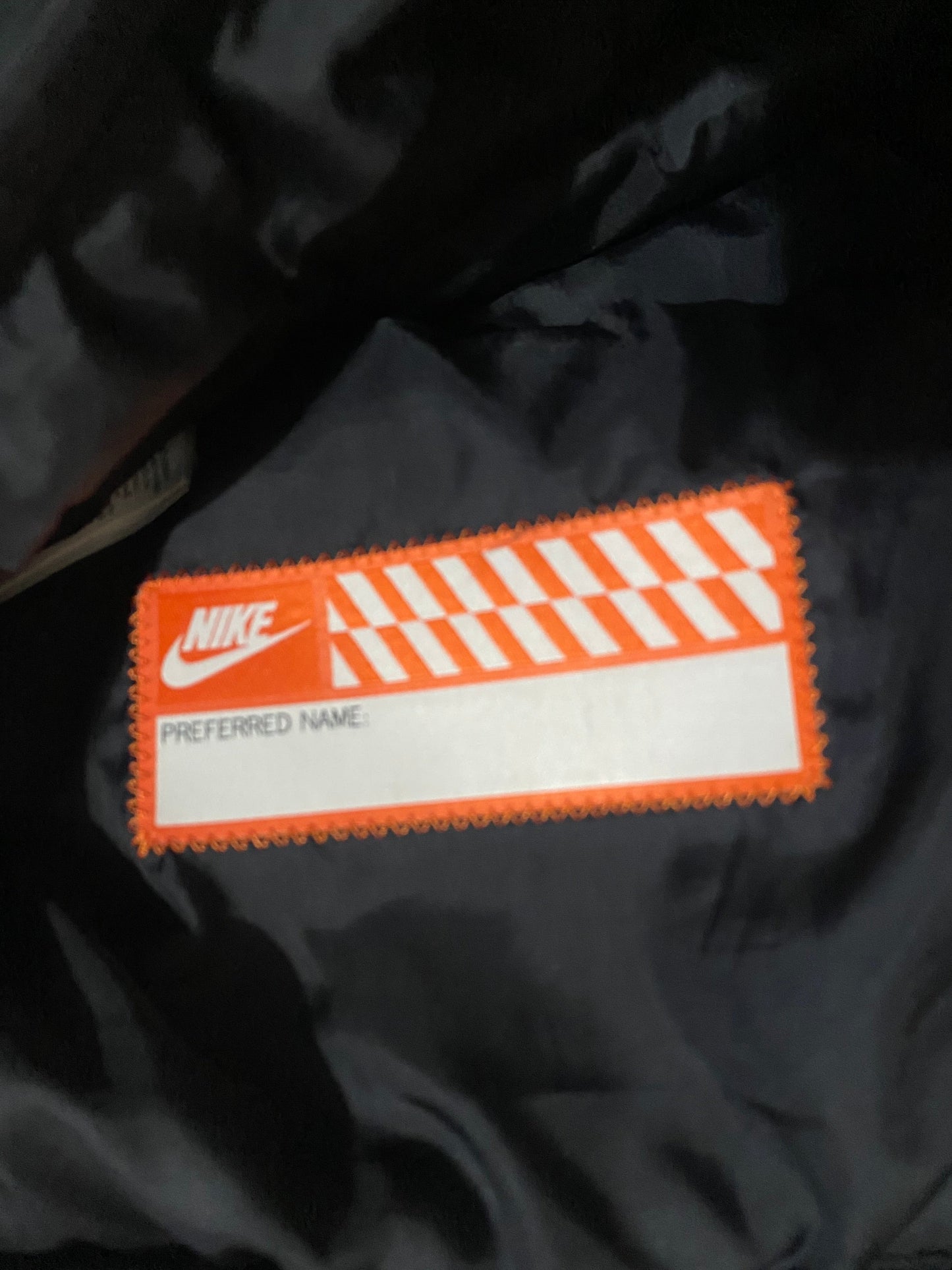 NIKE Girls Black Puffer Jacket with Pink Nike Logo Age 12-13