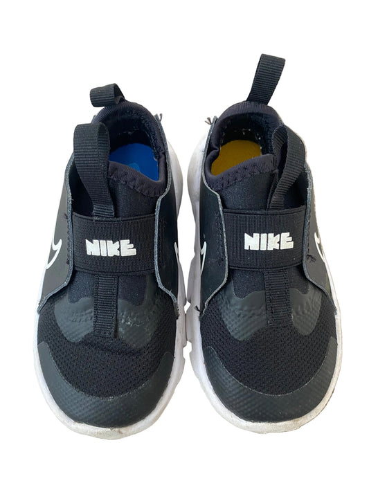 NIKE Black and White Baby Trainers Size 6.5