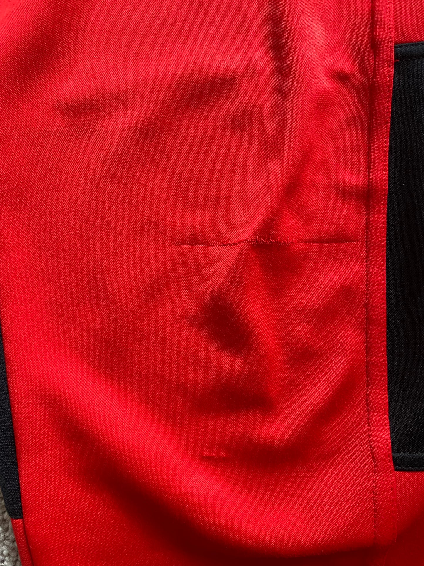 NIKE Air Boys Red Tracksuit Age 13-15