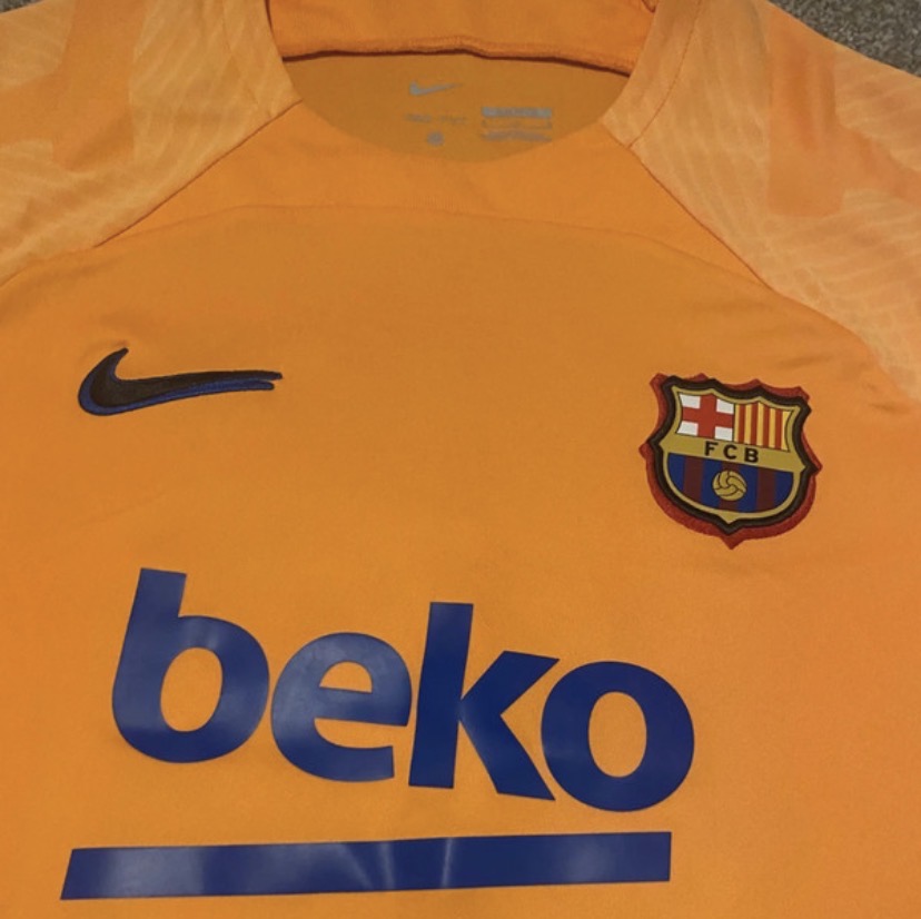 NIKE Men’s FC Barcelona Football Shirt Large Slim Fit