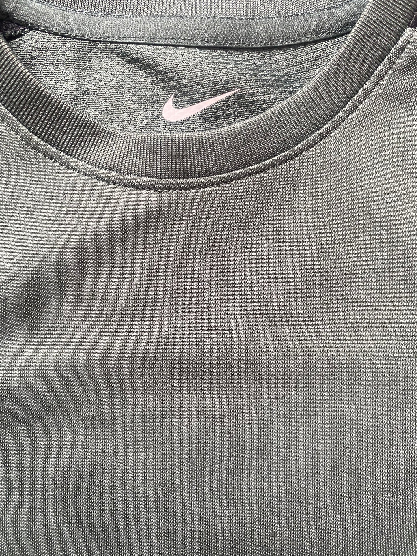 NIKE Dri Fit Boys Dark Green Activewear T-shirt Age 8-10