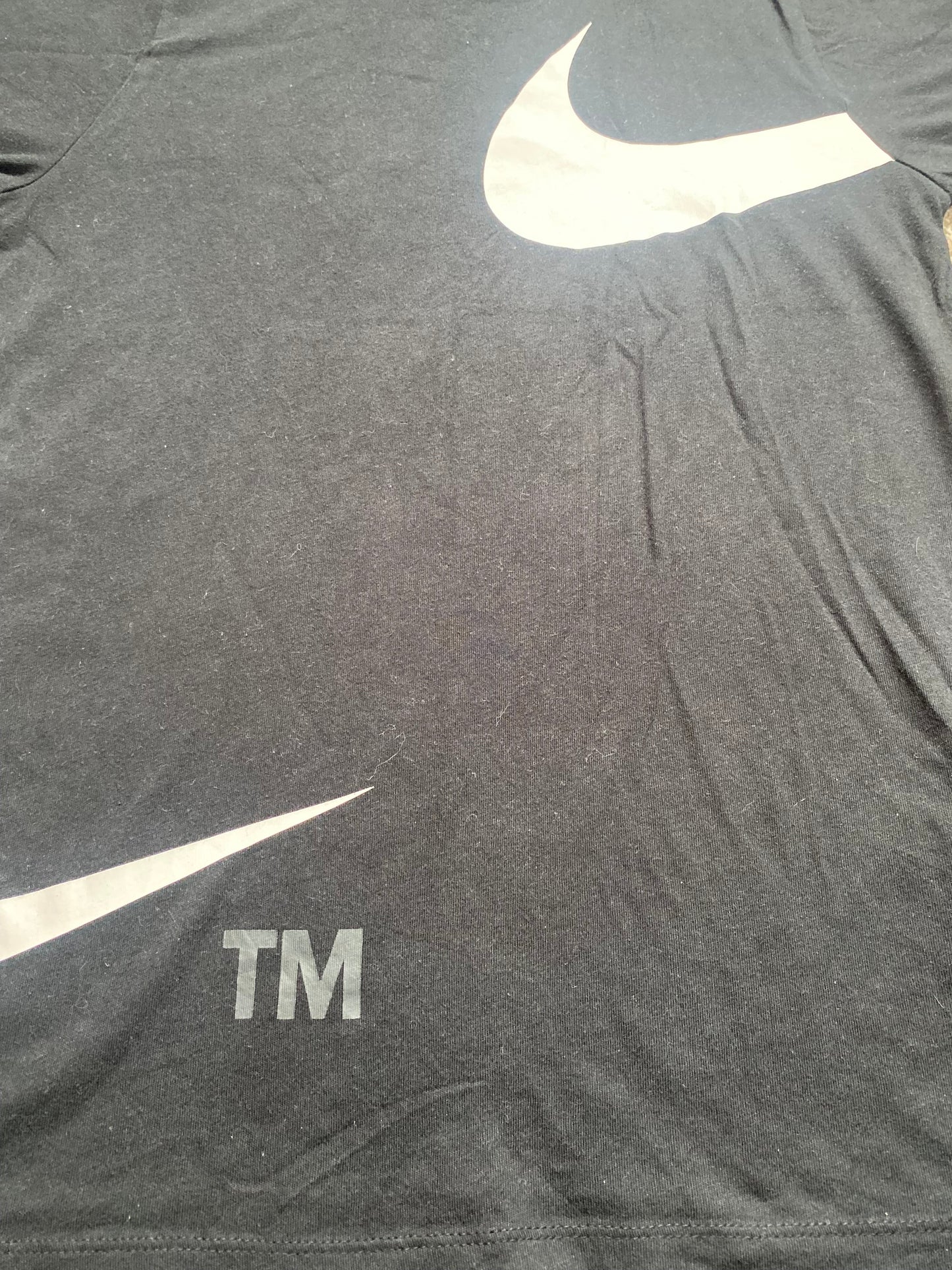 NIKE Boys Black T-shirt Age 10-12