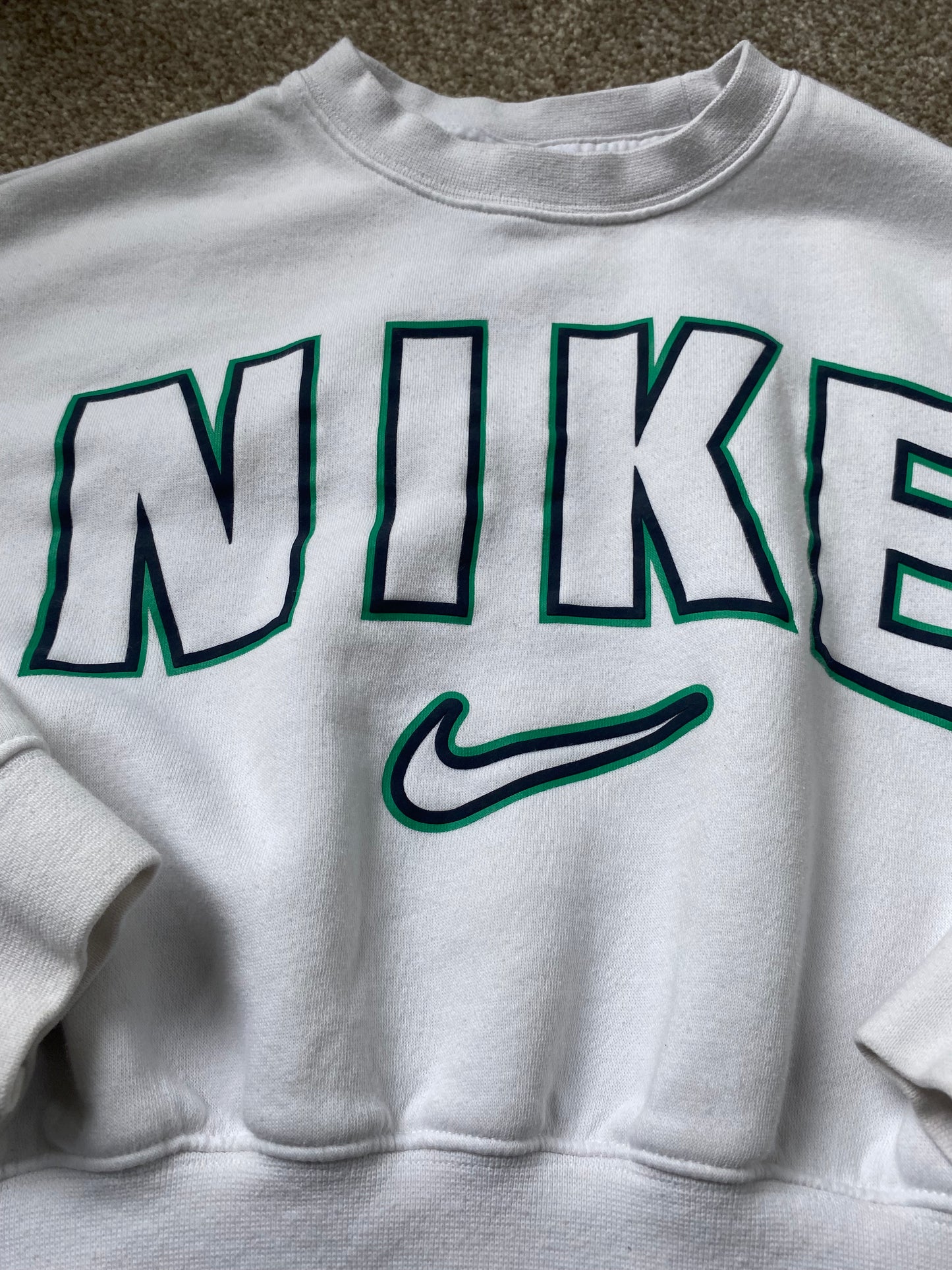 NIKE Girls White Sweatshirt Age 8-10