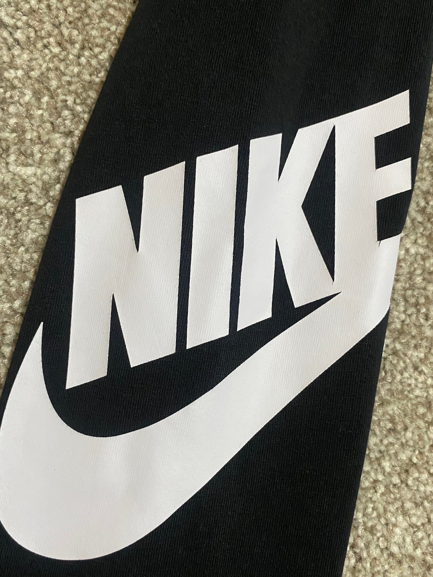 NIKE Women’s Black Leggings Size 8-10
