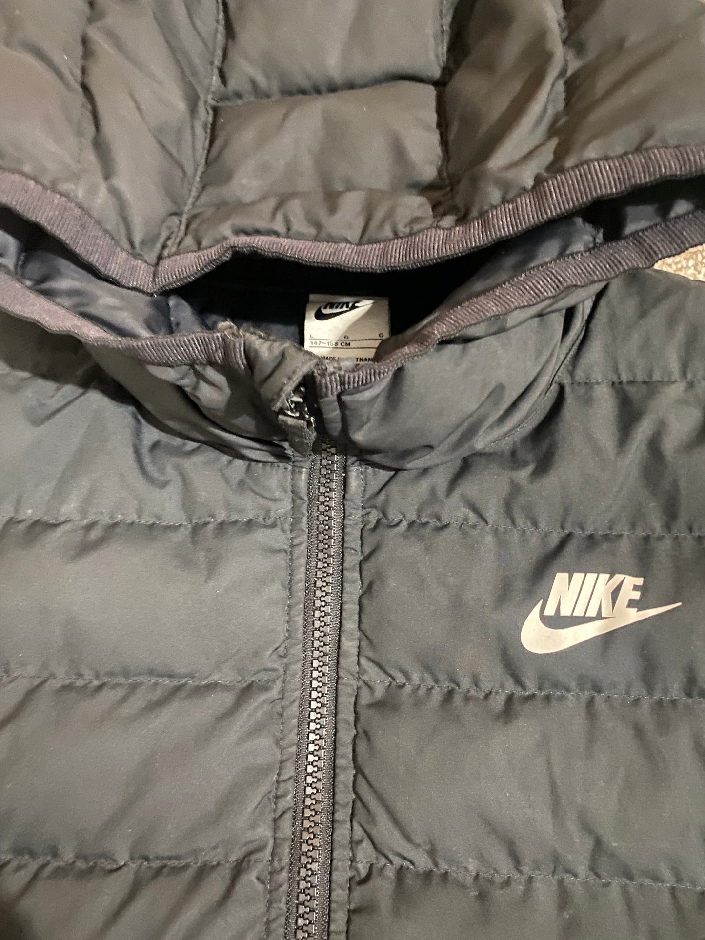 NIKE Unisex Black Puffer Jacket Age 12-13