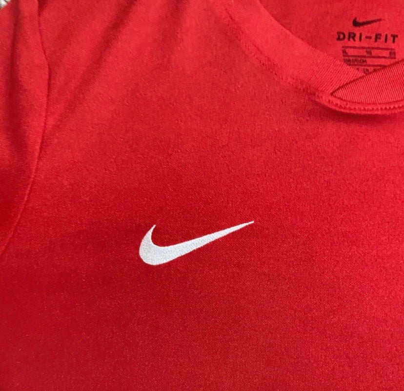NIKE Dri Fit Boys Red Activewear T-Shirt Age 13-15