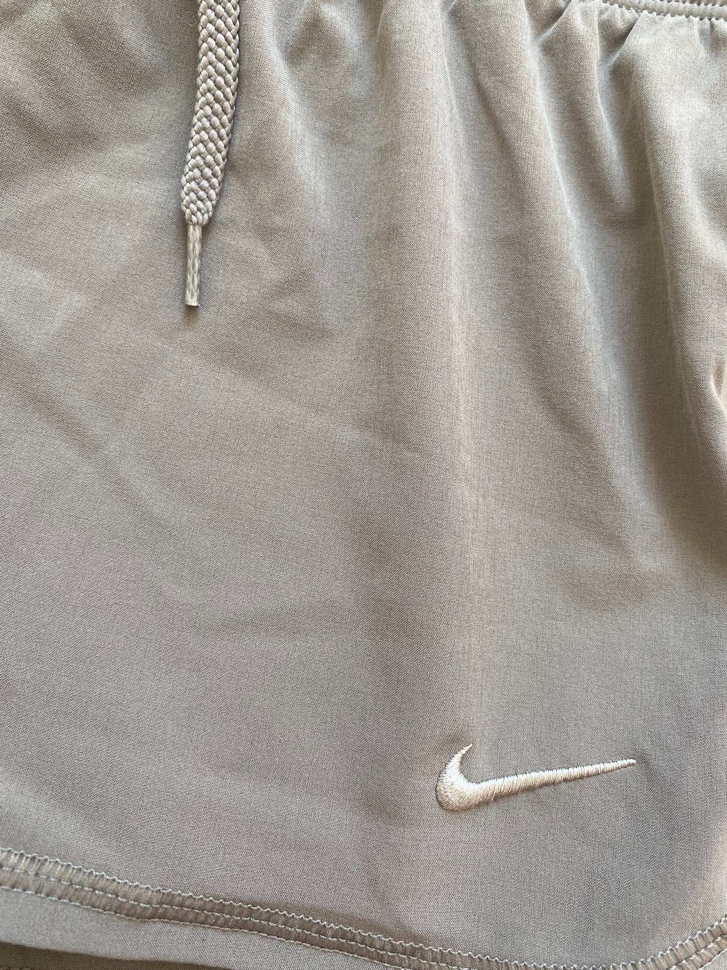 NIKE Girls Dri Fit Shorts Grey and Pink Age 8-10