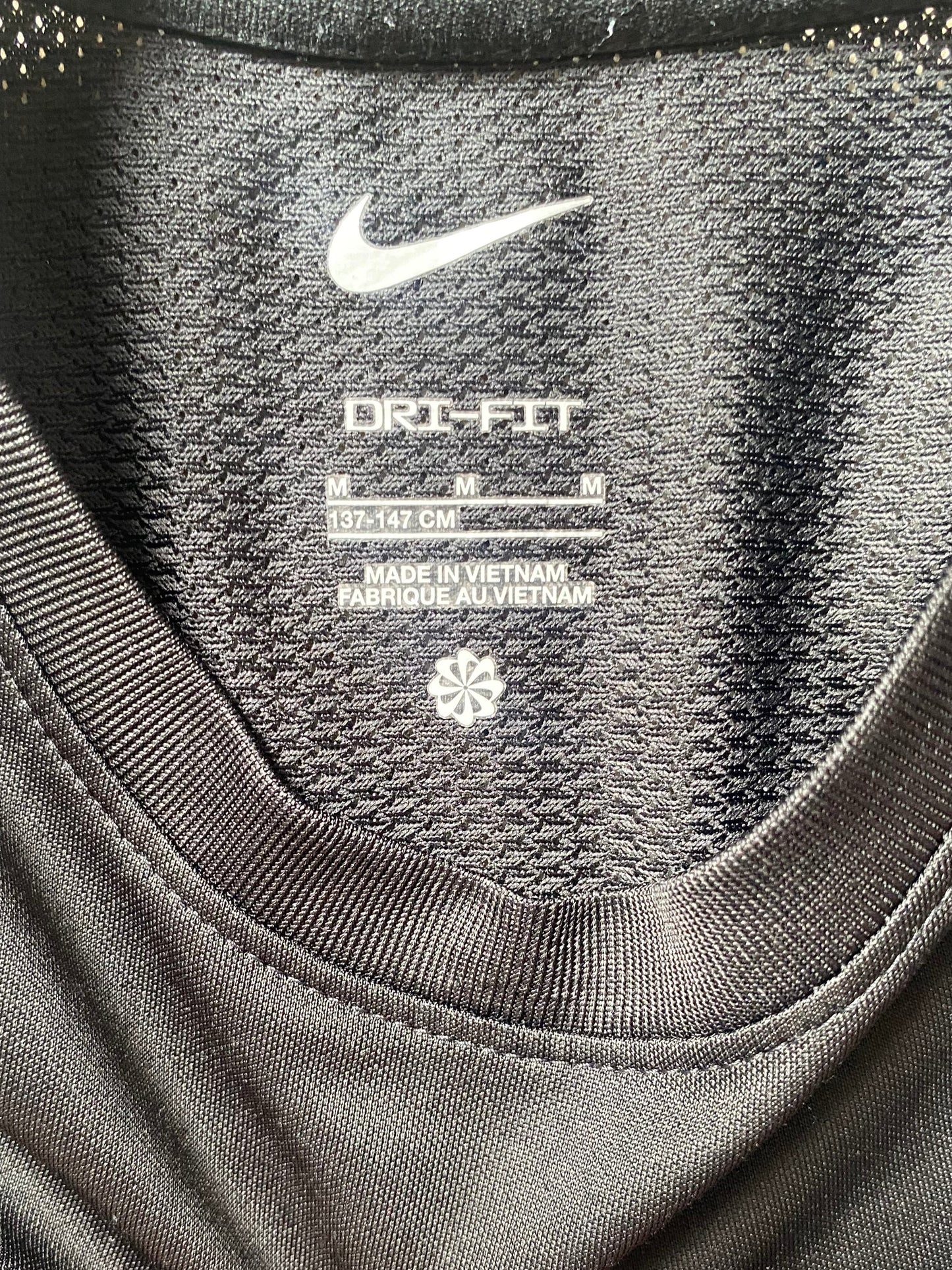NIKE Dri Fit Boys Black Activewear T-shirt Age 10-12